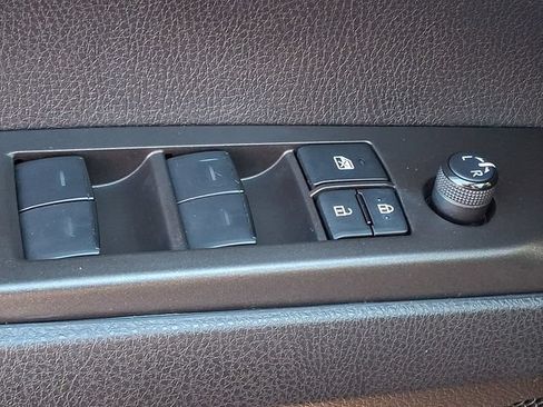 Used 2023 Toyota Camry LE FWD image 19