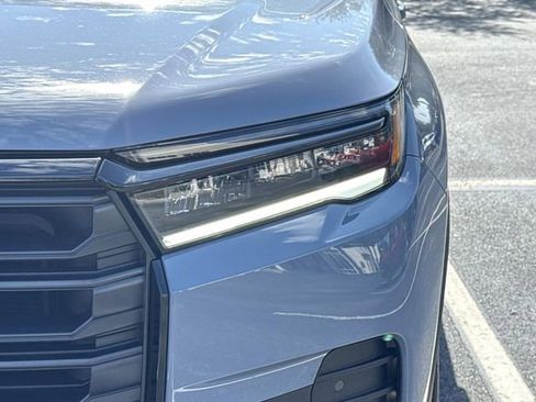 Certified 2026 Honda Pilot EX-L image 10