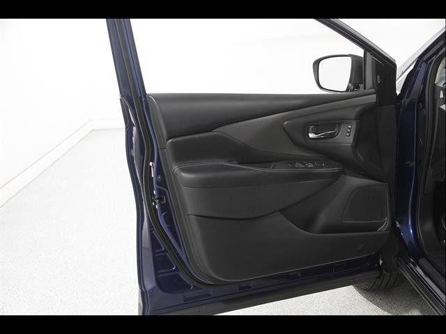 Used 2019 Nissan Murano SL w/ SL Technology Package AWD/4WD image 4