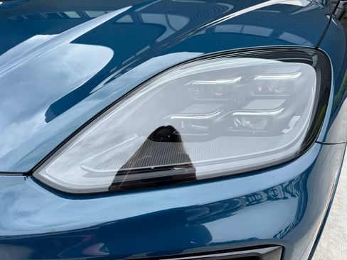 Certified 2025 Porsche Cayenne S image 13