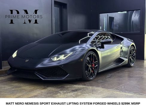 Used 2017 Lamborghini Huracan LP 610-4 AWD/4WD image 1