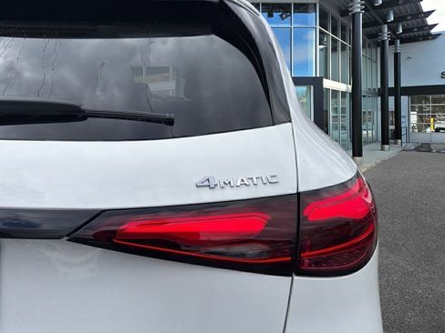 New 2026 Mercedes-Benz GLC 300 4MATIC image 8