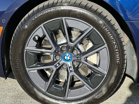 Certified 2023 BMW i4 eDrive35 image 10