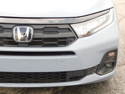 Used 2025 Honda Odyssey Sport-L image 9