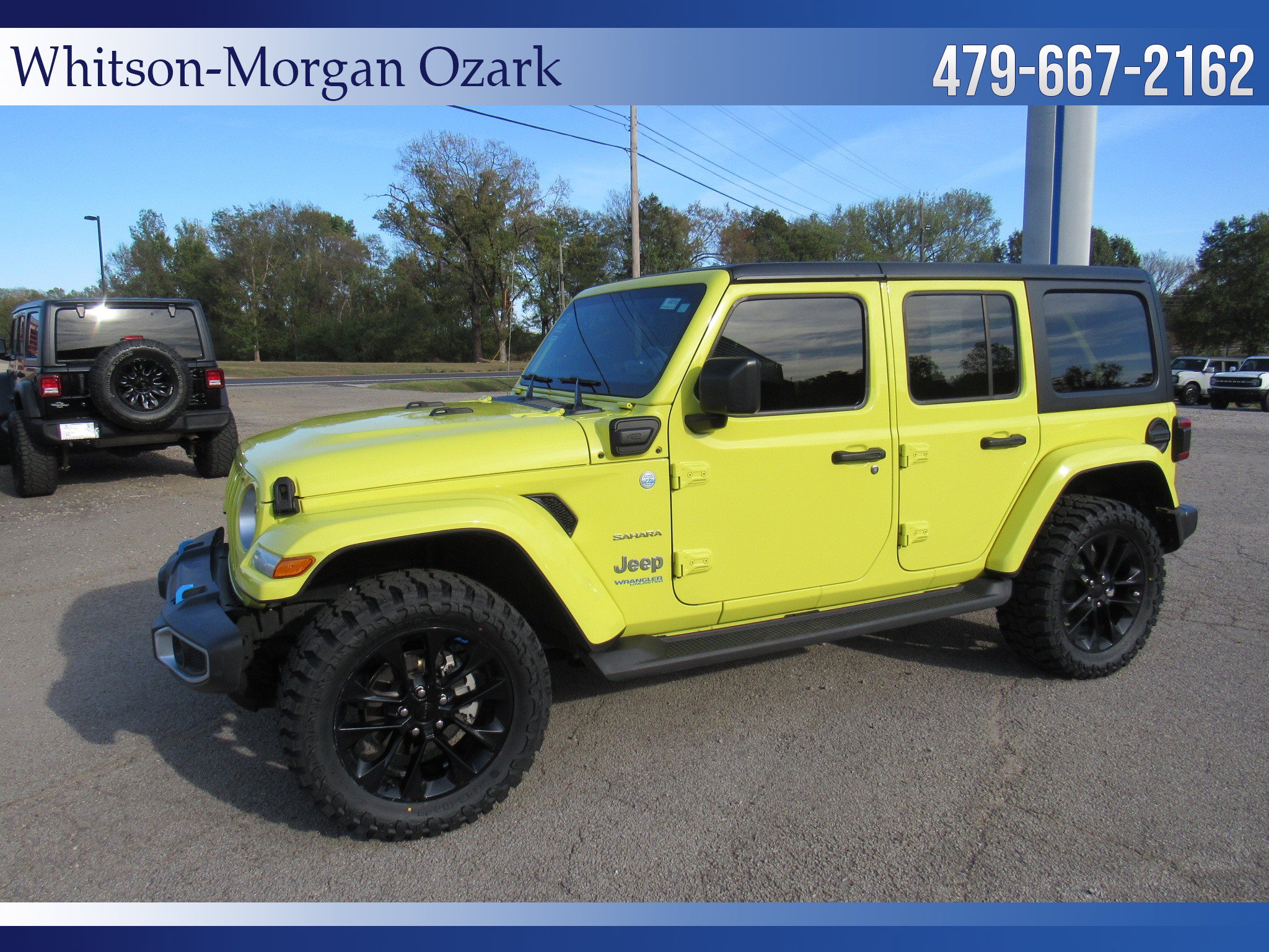 Used 2022 Jeep Wrangler Unlimited Sahara w/ Cold Weather Group AWD/4WD image 4