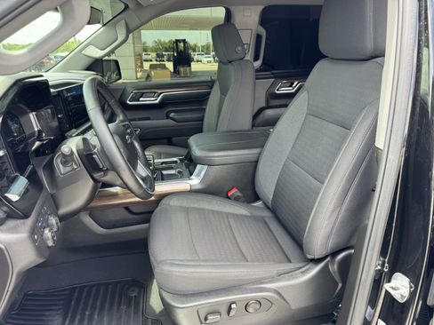 Used 2025 Chevrolet Silverado 1500 RST w/ Texas Edition Plus image 28