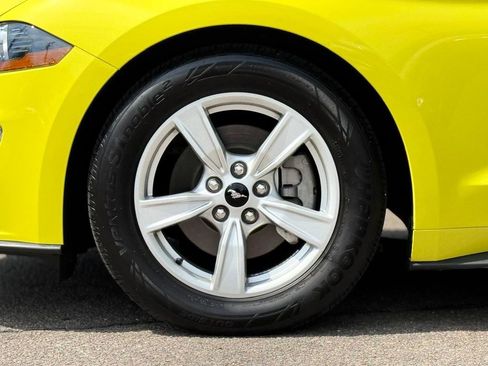 Used 2021 Ford Mustang Coupe RWD image 12