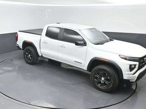 Used 2024 GMC Canyon Elevation w/ Convenience Package RWD image 17