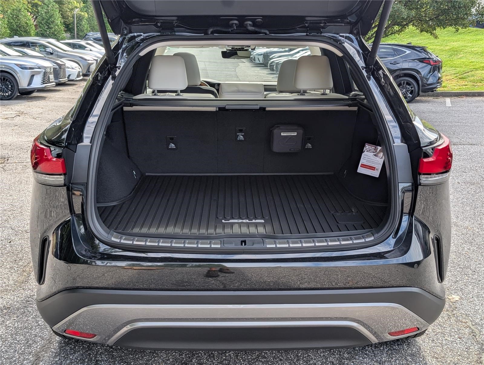New 2026 Lexus RX 450h AWD w/ Convenience Package image 9
