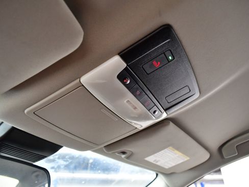 Used 2025 Nissan Altima 2.5 SV FWD image 29