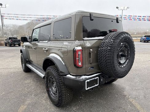 New 2025 Ford Bronco Outer Banks w/ Sasquatch Package image 5