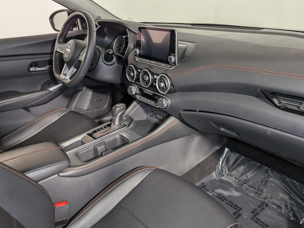 Used 2024 Nissan Sentra SR w/ SR Premium Package FWD image 32