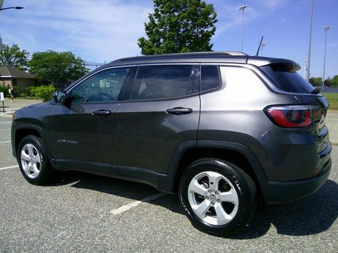Used 2019 Jeep Compass Latitude w/ Popular Equipment Group AWD/4WD image 26
