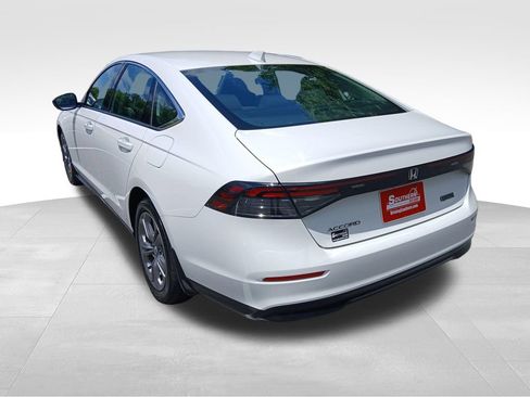 Used 2024 Honda Accord EX image 3