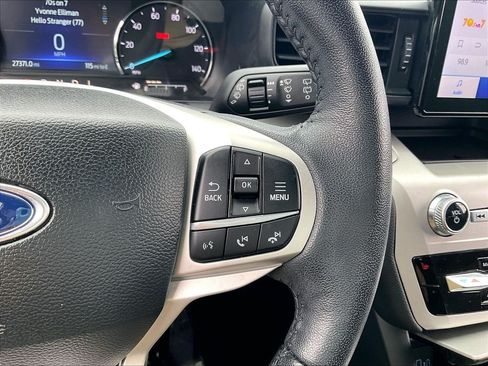 Used 2023 Ford Explorer XLT AWD/4WD image 23