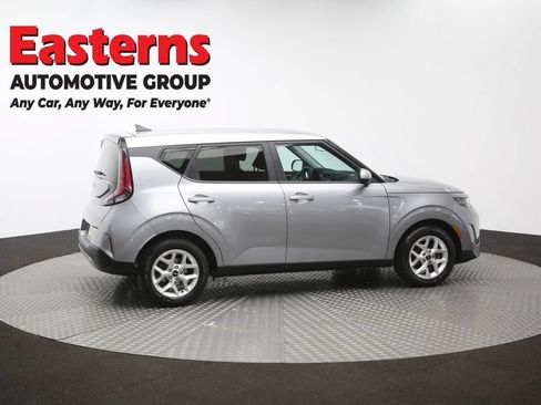 Used 2023 Kia Soul LX w/ Option Group 015 FWD image 43