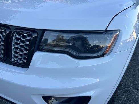 Used 2020 Jeep Grand Cherokee Altitude image 30