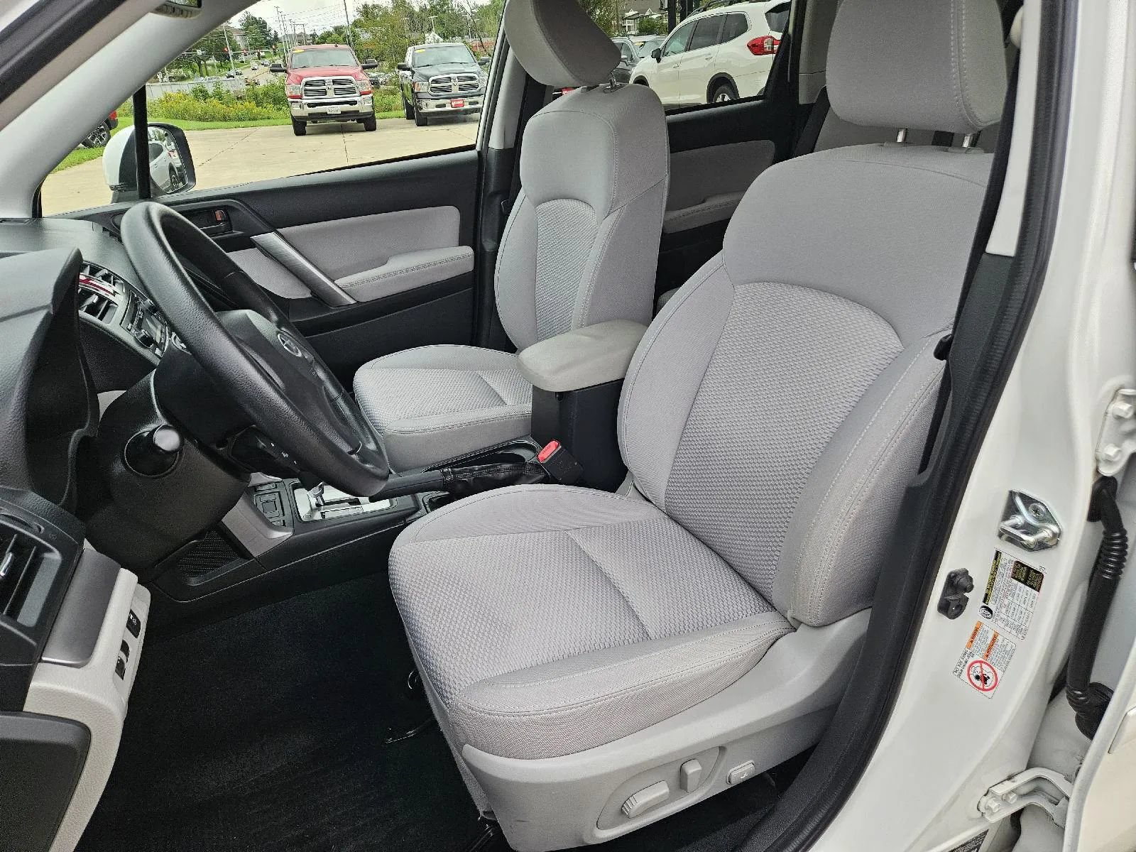Used 2015 Subaru Forester 2.5i Premium w/ All-Weather Package AWD/4WD image 15