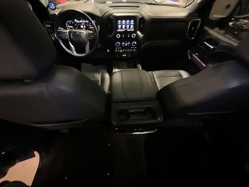 Used 2023 GMC Sierra 2500 Denali w/ Denali Ultimate Package AWD/4WD image 3