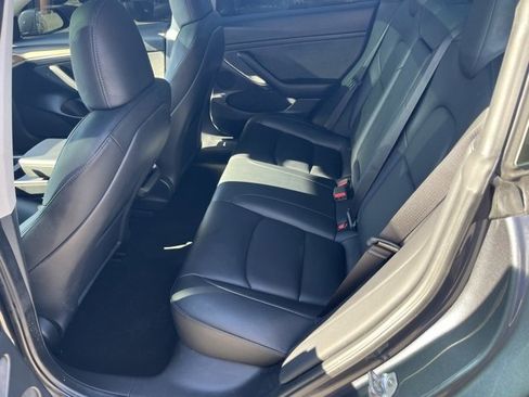 Used 2023 Tesla Model 3 Standard Range image 26