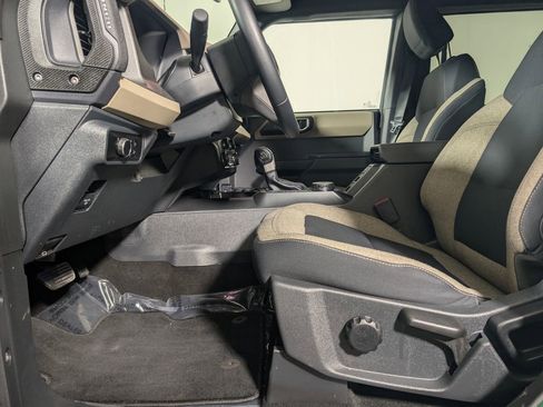 Certified 2025 Ford Bronco Big Bend image 11