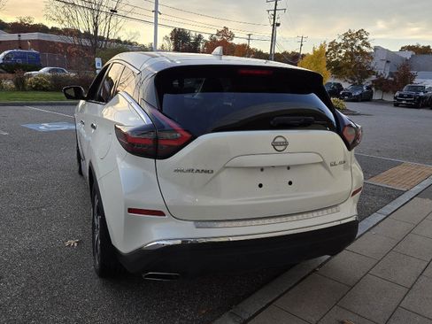 Used 2023 Nissan Murano SL w/ SL Moonroof Package image 13