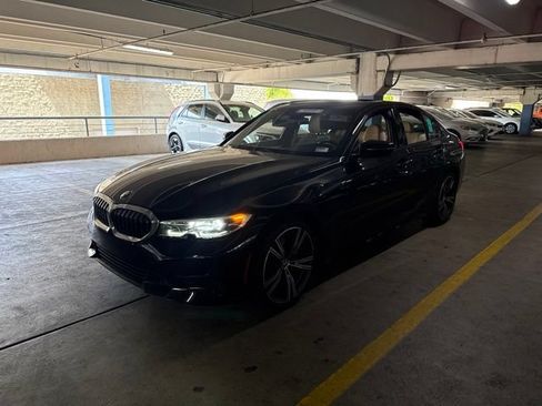 Used 2022 BMW 330i Sedan w/ Premium Package 2 RWD image 1