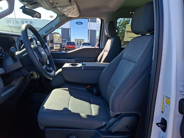 New 2026 Ford F250 XL w/ STX Appearance Package AWD/4WD image 9