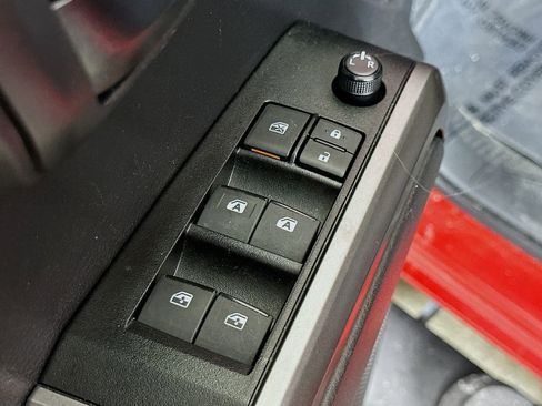 Used 2023 Toyota Tacoma SR5 AWD/4WD image 20