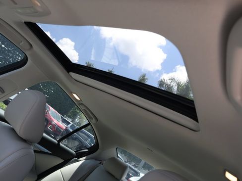 Certified 2023 INFINITI Q50 Luxe w/ Cargo Package RWD image 17