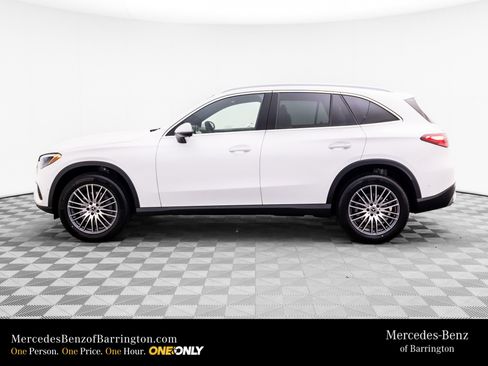 New 2026 Mercedes-Benz GLC 300 4MATIC image 2