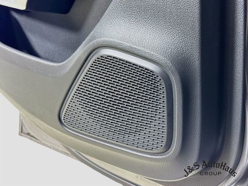 Used 2022 Mercedes-Benz A 220 4MATIC w/ AMG Line image 30