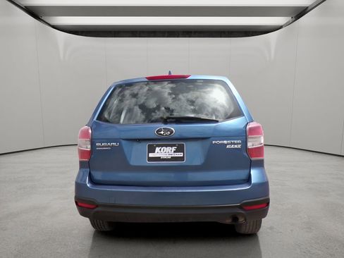 Used 2016 Subaru Forester 2.5i AWD/4WD image 4