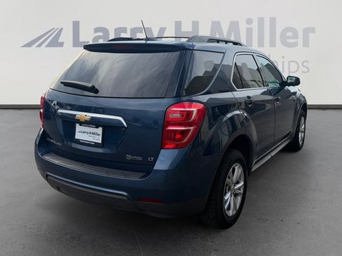 Used 2017 Chevrolet Equinox LT w/ Convenience Package AWD/4WD image 5