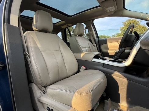 Used 2012 Ford Edge Limited FWD image 17