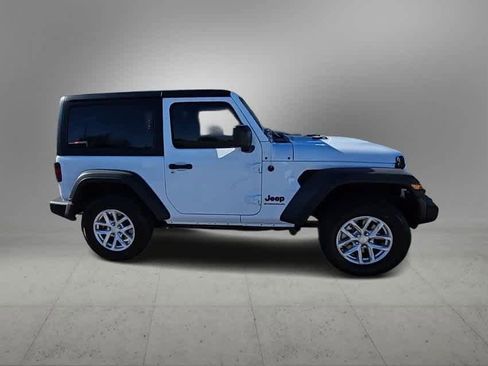 Used 2023 Jeep Wrangler Sport S image 9