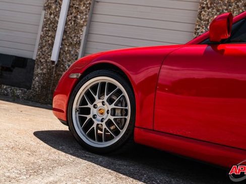 Used 2006 Porsche 911 Carrera RWD image 22