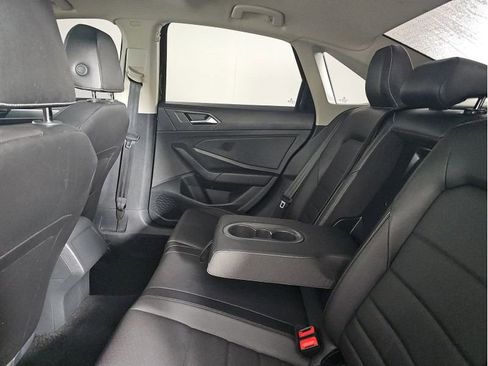 Used 2024 Volkswagen Jetta SE w/ Panoramic Sunroof Package FWD image 24