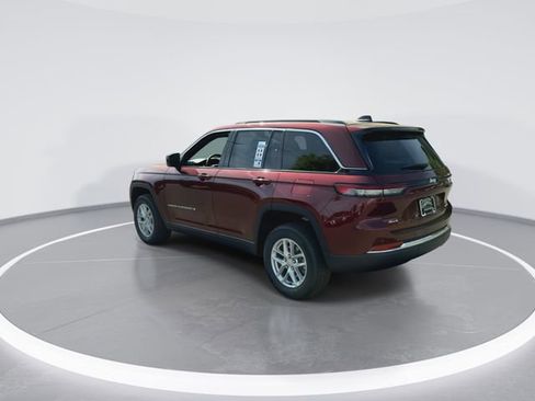 New 2026 Jeep Grand Cherokee Laredo AWD/4WD image 6