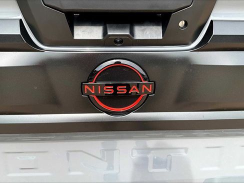 New 2026 Nissan Frontier Pro-X w/ Pro-X Convenience Package image 14