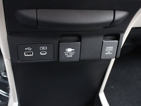 New 2026 Honda Odyssey Touring image 51