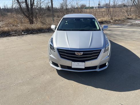 Used 2018 Cadillac XTS Luxury w/ Driver Awareness Package image 2