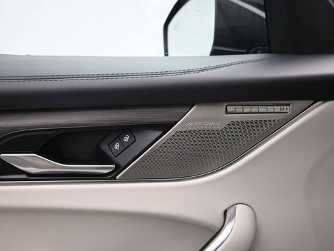 Certified 2023 Jaguar F-PACE S AWD/4WD image 21