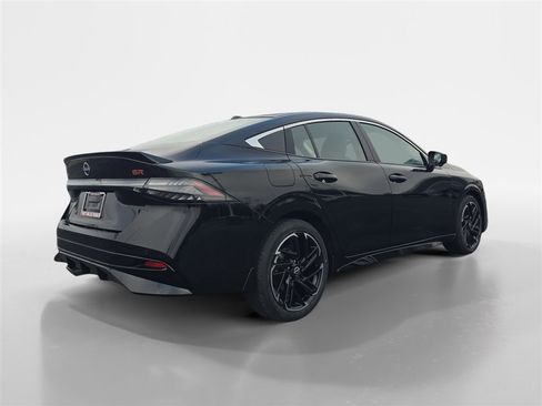 New 2026 Nissan Sentra SR image 5