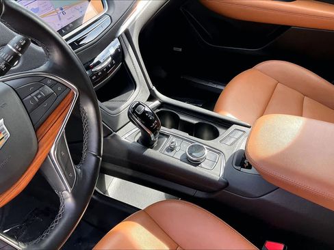 Used 2023 Cadillac XT5 Premium Luxury image 16