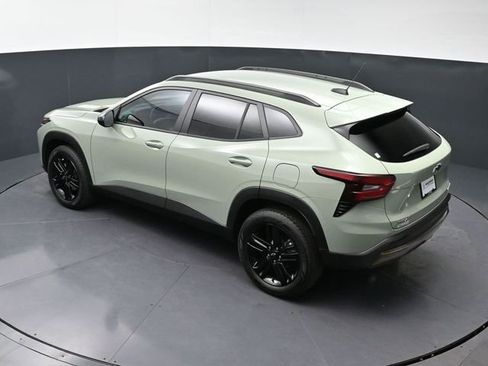 Used 2025 Chevrolet Trax ACTIV w/ Driver Confidence Package image 36