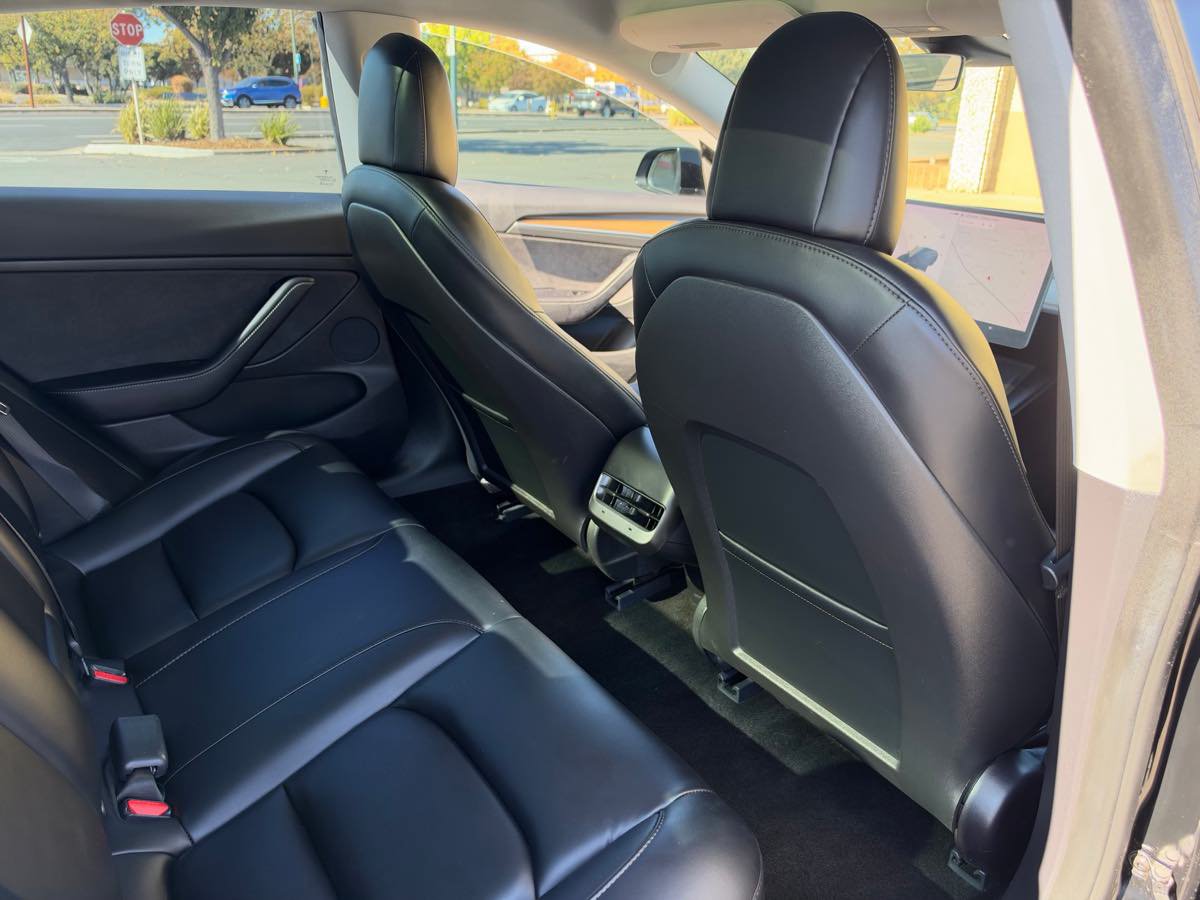 Used 2021 Tesla Model 3 Long Range AWD/4WD image 22
