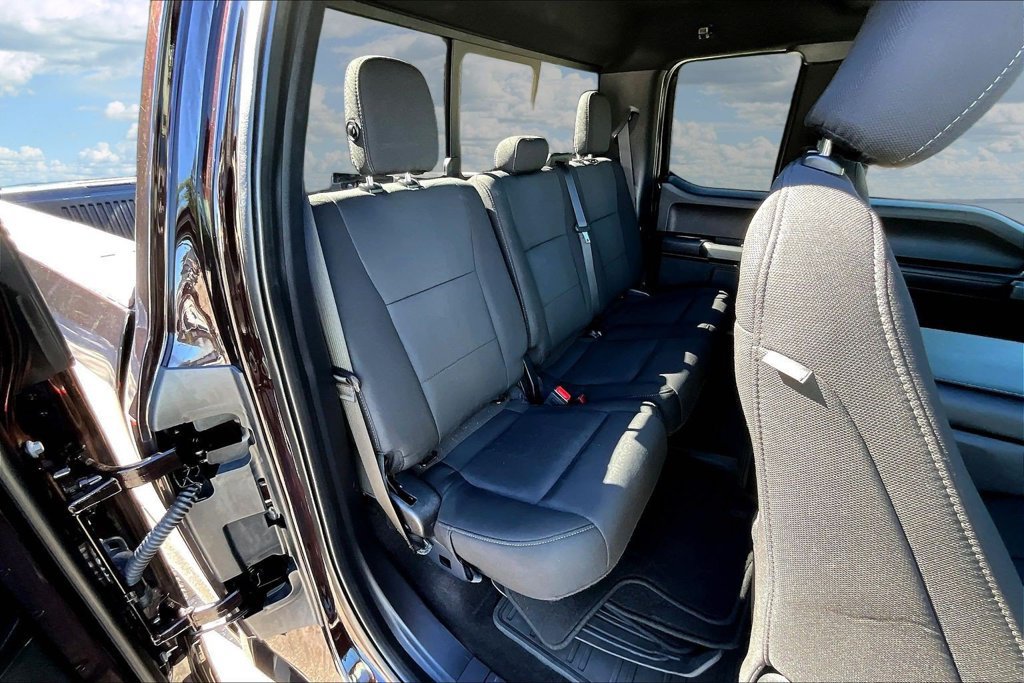 Certified 2019 Ford F150 XLT w/ Equipment Group 302A Luxury AWD/4WD image 28