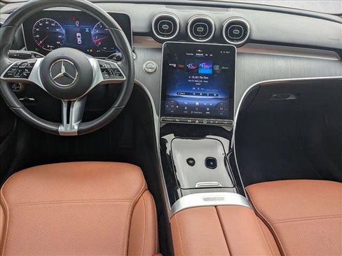 Used 2025 Mercedes-Benz C 300 Sedan image 17