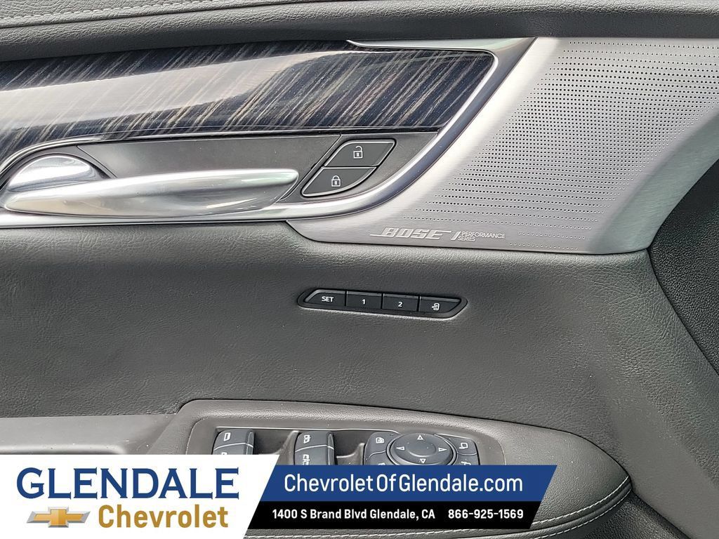 Used 2024 Cadillac XT6 Premium Luxury FWD image 32